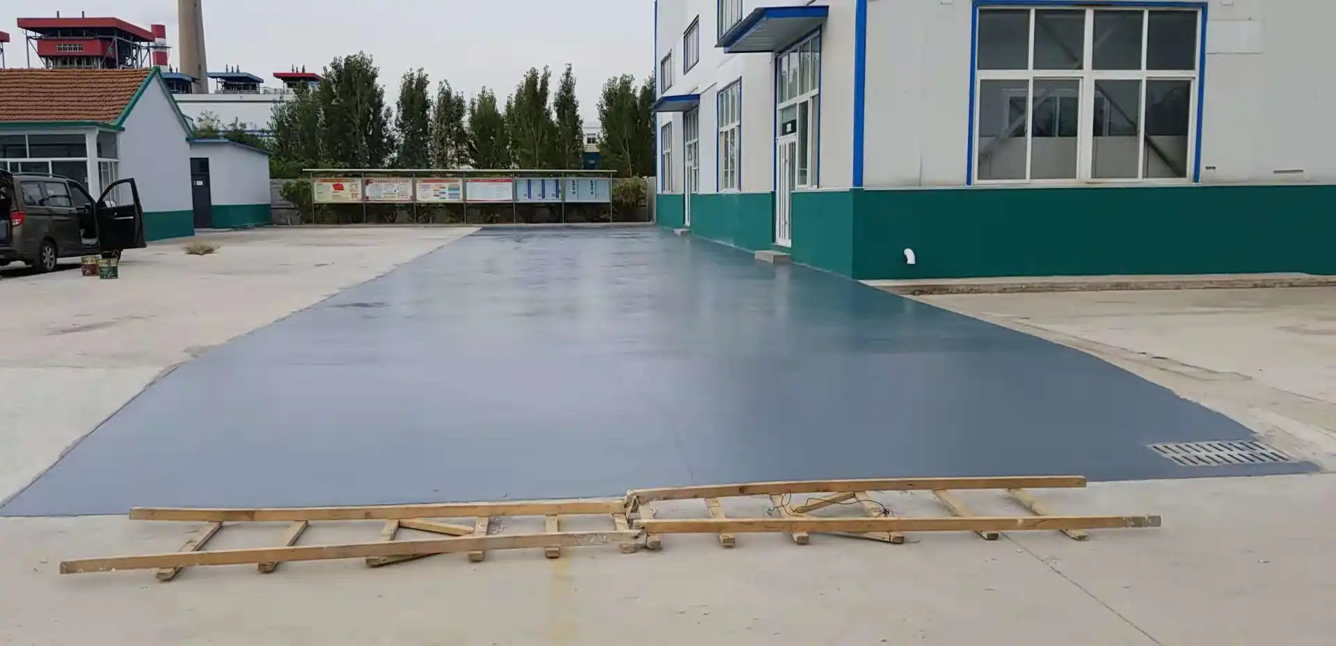 西安车间厂房地坪漆修补翻新